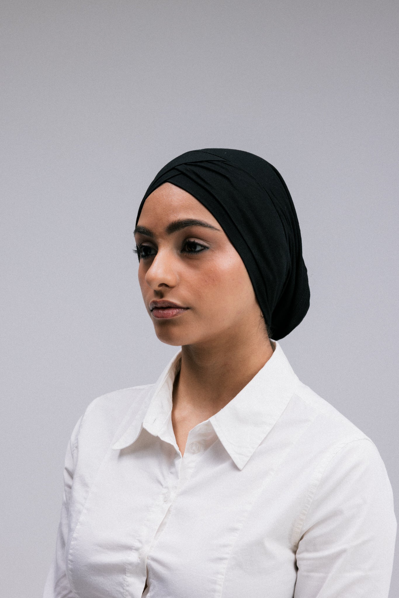 Overlay hijab undercaps featuring a stylish  criss cross design.
